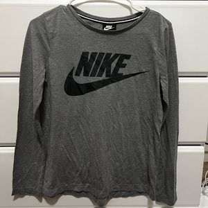 Nike long sleeve shirt